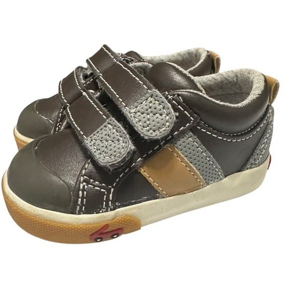 See Kai Run‎ Russell Brown Leather Sneaker Shoes Boy's 4 Hook And Loop Straps - Picture 1 of 6